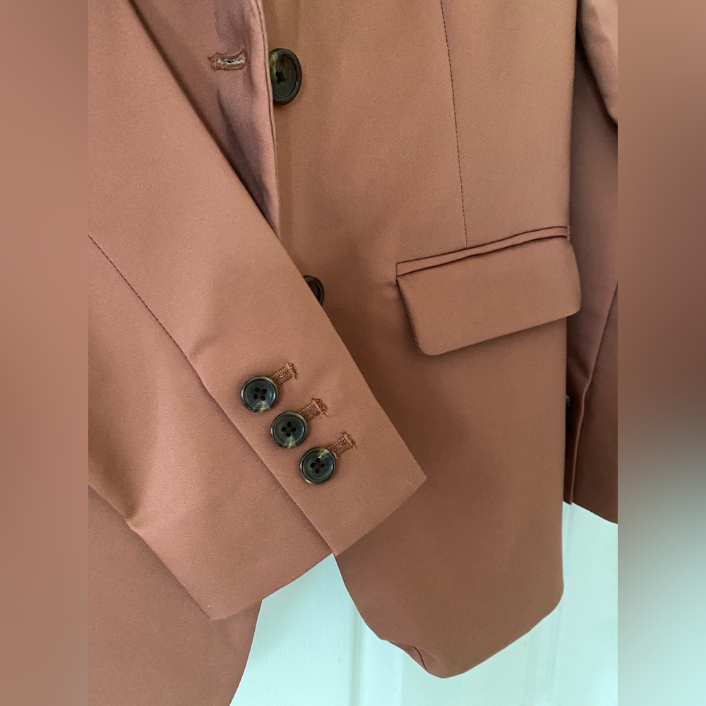 Women’s Fitted Blazer - Picture 2 of 4
